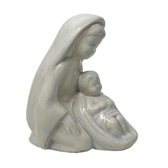 White Glazed Ceramic Virgin Mary and Baby Jesus Figurine 4" Tall - Picture 1 of 9